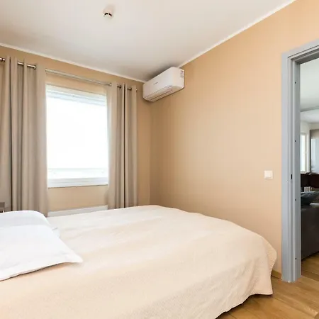 Apartment Viru Vaeljak Lux Tallinn