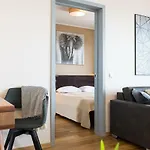 Viru Lux Apartamento *